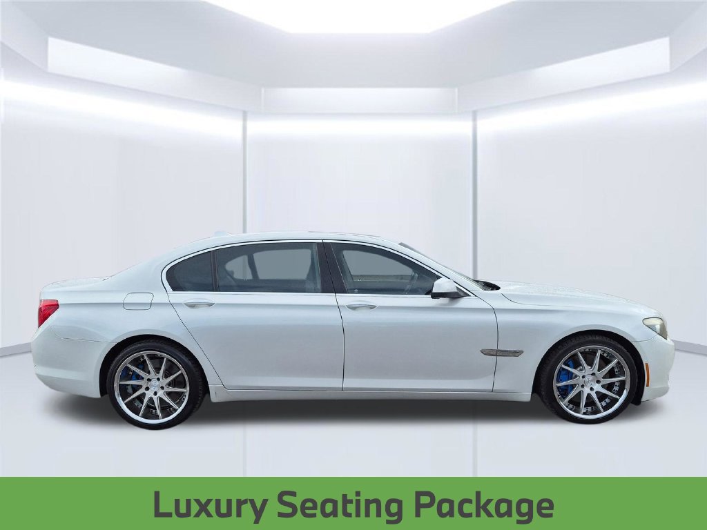Used 2009 BMW 750Li RWD image 8