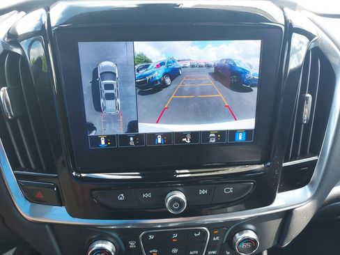 Used 2023 Chevrolet Traverse RS AWD/4WD image 23