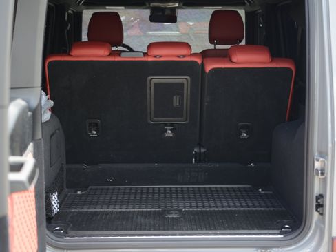 Used 2024 Mercedes-Benz G 63 AMG 4MATIC image 16