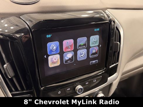 Used 2018 Chevrolet Traverse LT image 5