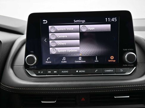 Used 2024 Nissan Rogue SV image 22