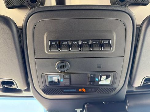 New 2026 Ford Bronco Heritage Edition AWD/4WD image 32