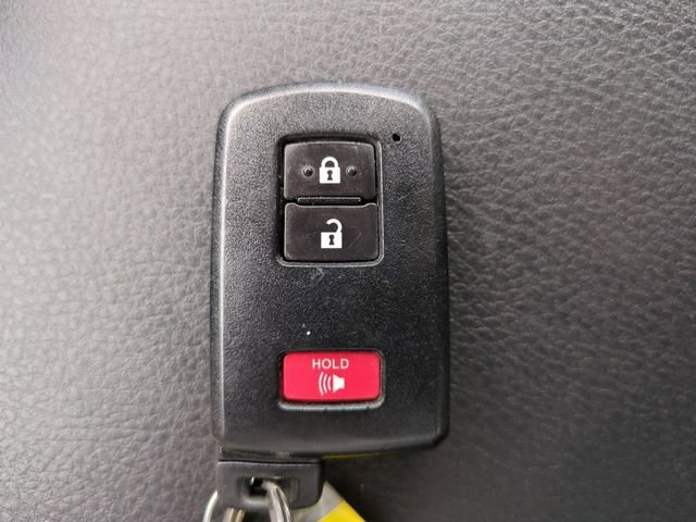 Used 2023 Toyota Tacoma SR5 w/ Technology Package AWD/4WD image 27