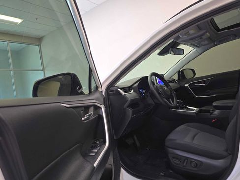 Used 2023 Toyota RAV4 XLE w/ Convenience Package AWD/4WD image 23