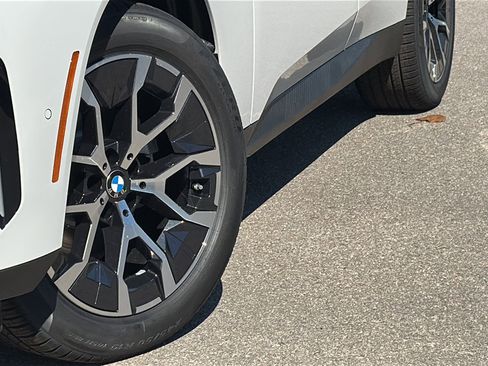 New 2026 BMW X3 xDrive30 w/ Convenience Package image 3