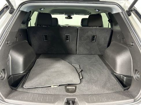 Used 2022 Chevrolet Blazer LT image 27