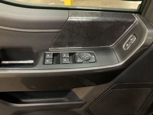 Used 2022 Ford F150 XLT w/ Equipment Group 302A High image 12