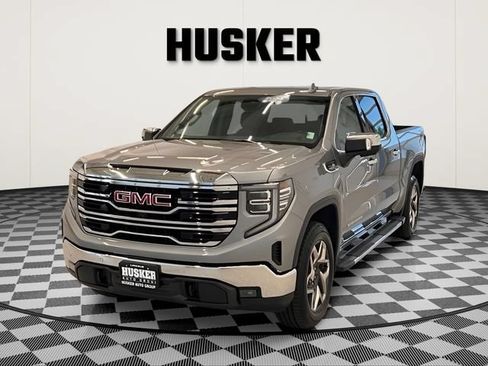 Certified 2024 GMC Sierra 1500 SLT w/ SLT Convenience Package AWD/4WD image 5