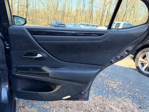 Used 2021 Lexus ES 350 350 w/ Premium Package image 10