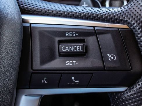 New 2025 Mitsubishi Outlander ES image 28