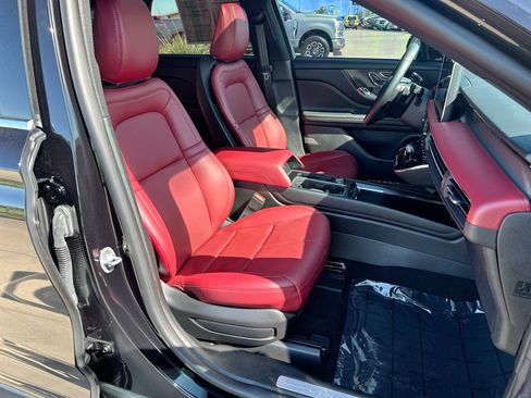 Used 2024 Lincoln Corsair Grand Touring w/ Equipment Group 301A image 23