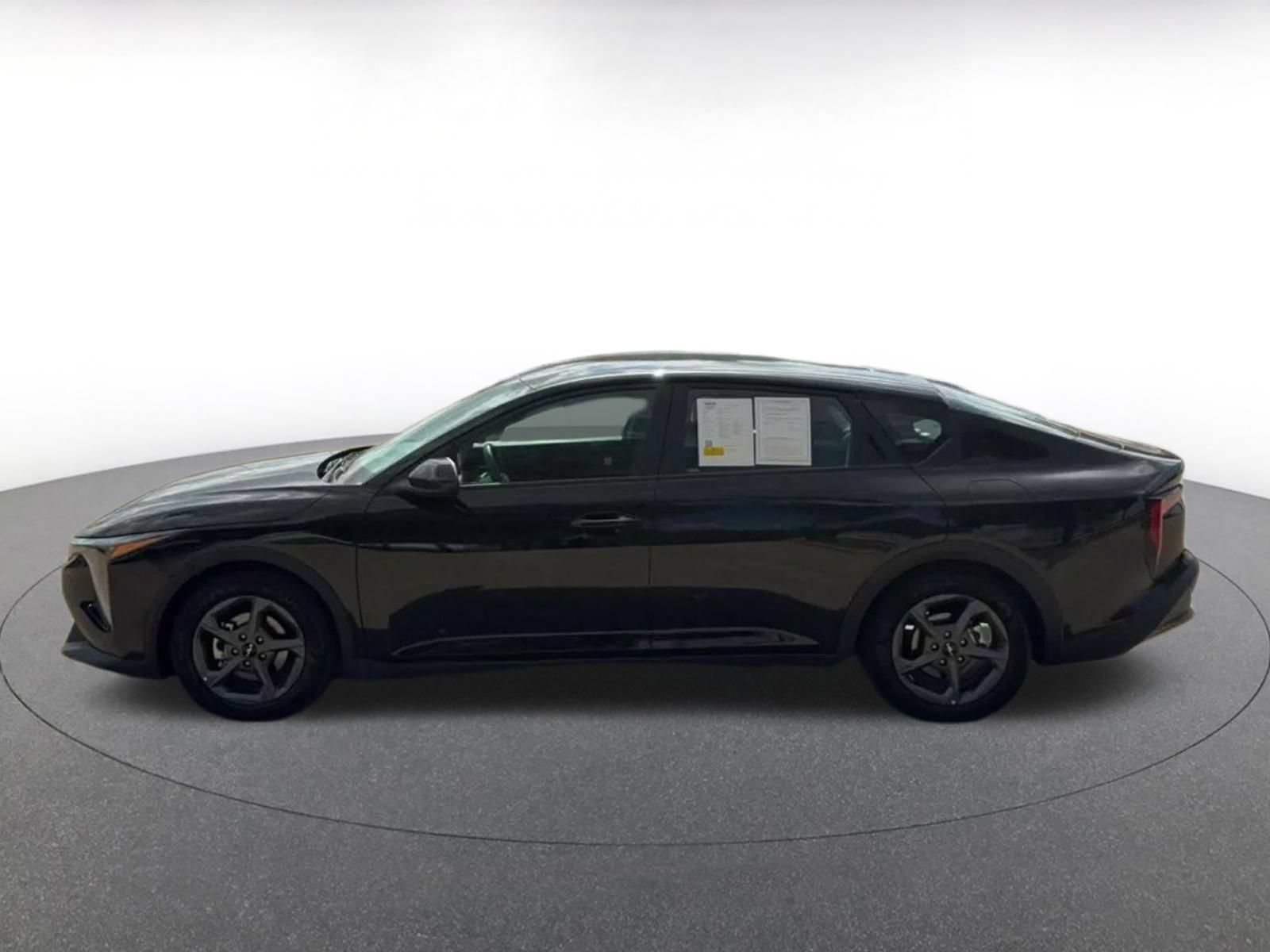 Used 2026 Kia K4 FWD image 9