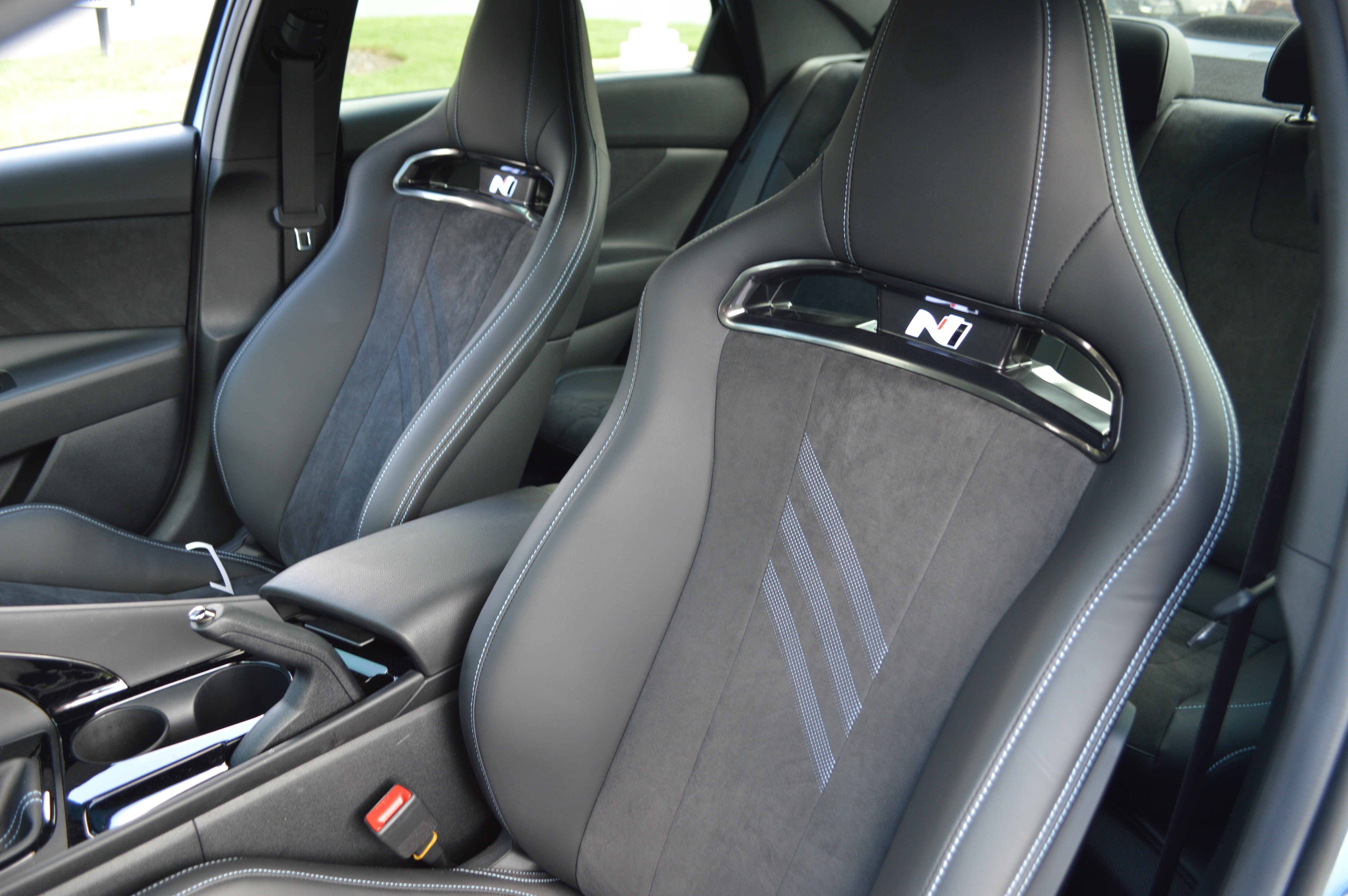 Used 2026 Hyundai Elantra N w/ Cargo Package FWD image 30