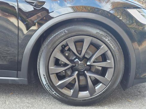 Used 2022 Tesla Model X image 20