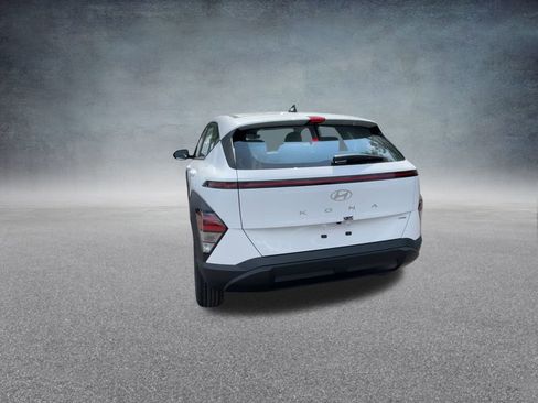 Used 2026 Hyundai Kona SE image 19