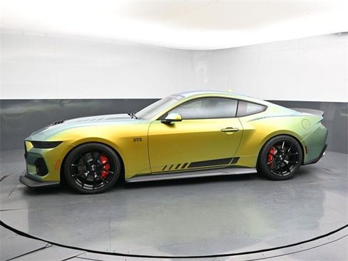 New 2025 Ford Mustang GT Premium w/ GT Performance Package image 9