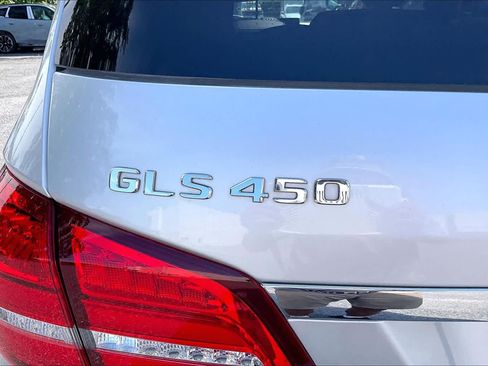 Used 2017 Mercedes-Benz GLS 450 4MATIC image 33