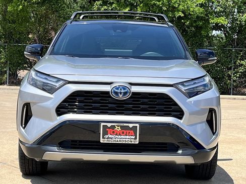 Used 2024 Toyota RAV4 XSE AWD/4WD image 7