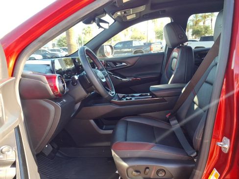 Used 2025 Chevrolet Equinox RS w/ Safety and Technology Package AWD/4WD image 15