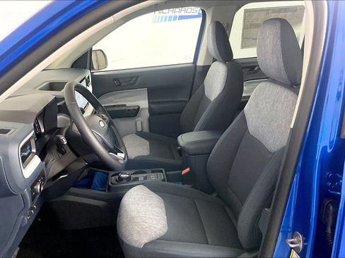 New 2025 Ford Maverick XLT w/ XLT Luxury Package image 9