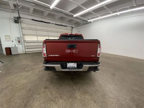 Used 2016 GMC Canyon SLT w/ Driver Alert Package image 5