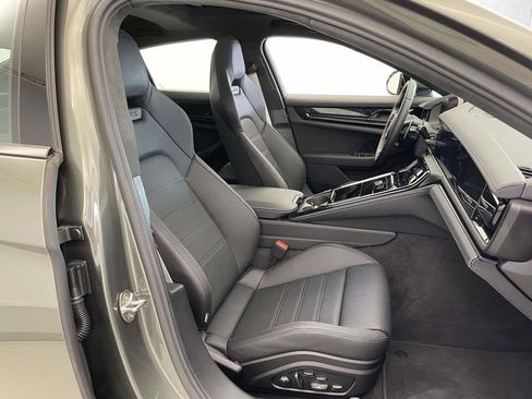 Used 2025 Porsche Panamera GTS image 23