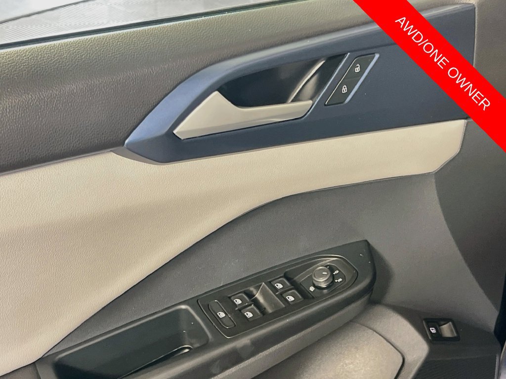 Used 2023 Volkswagen Taos SE AWD/4WD image 18