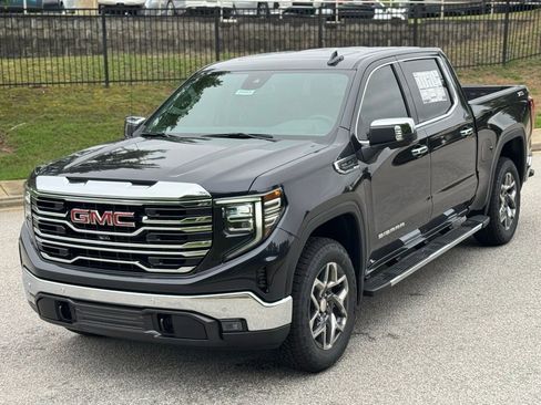 New 2026 GMC Sierra 1500 SLT w/ SLT Premium Plus Package image 10