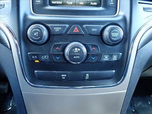 Used 2015 Jeep Grand Cherokee Laredo w/ Quick Order Package 23E AWD/4WD image 18