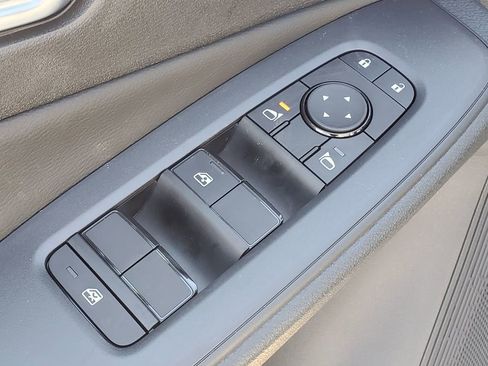 New 2026 Nissan Sentra SV FWD image 10