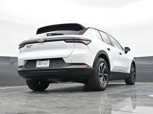 New 2026 Chevrolet Equinox EV LT FWD image 37
