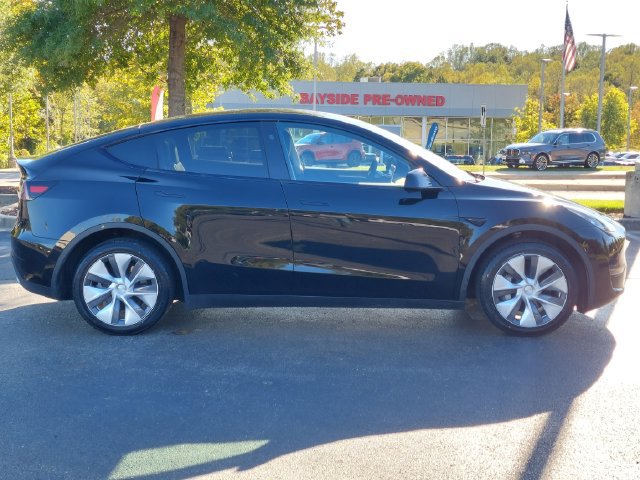Used 2024 Tesla Model Y Long Range AWD/4WD image 15