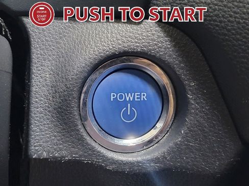 Used 2021 Toyota RAV4 XLE Premium image 22