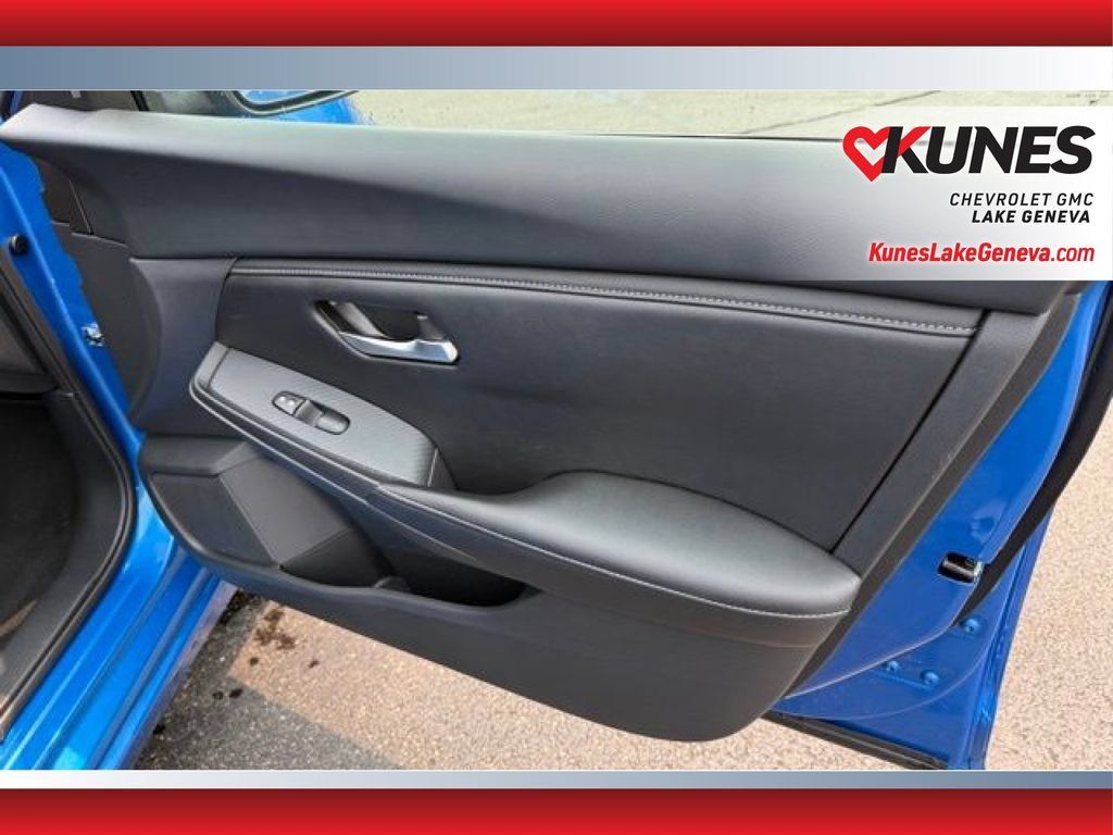 Used 2024 Nissan Sentra SV FWD image 20