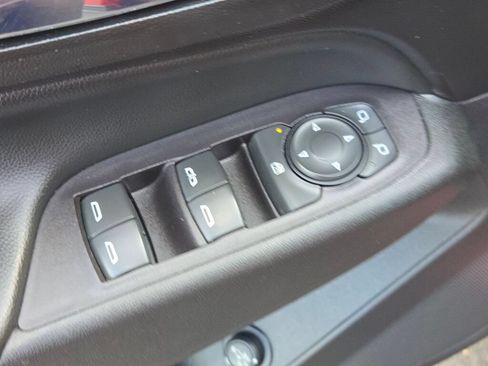 Used 2020 Chevrolet Equinox LT AWD/4WD image 24