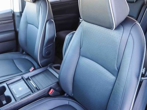 Used 2025 Honda Odyssey Elite image 26