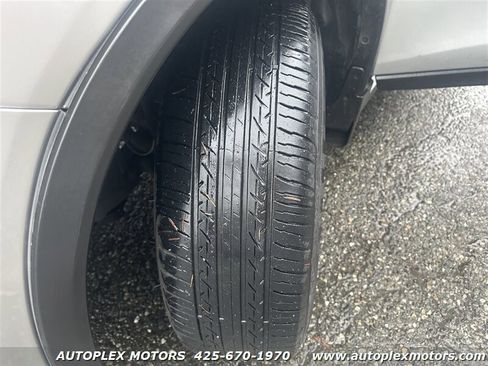 Used 2017 Nissan Rogue S image 18