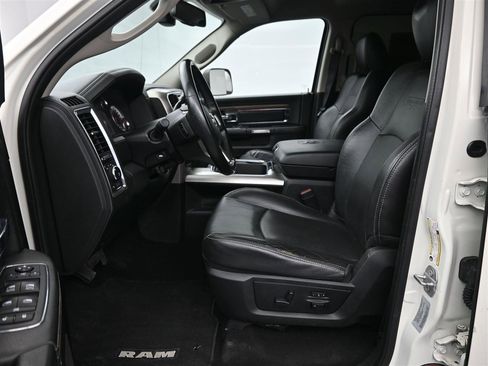 Used 2017 RAM 2500 Laramie w/ Sport Appearance Group image 11