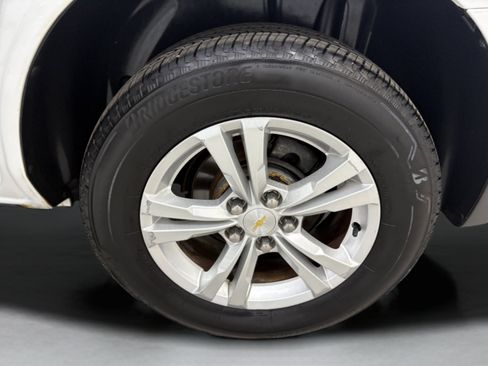 Used 2017 Chevrolet Equinox LS FWD image 7