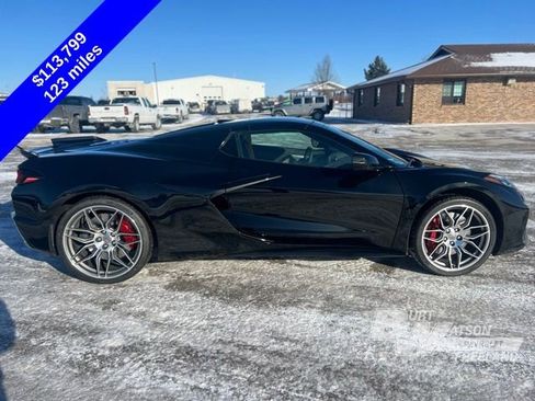 Used 2024 Chevrolet Corvette Z06 image 8