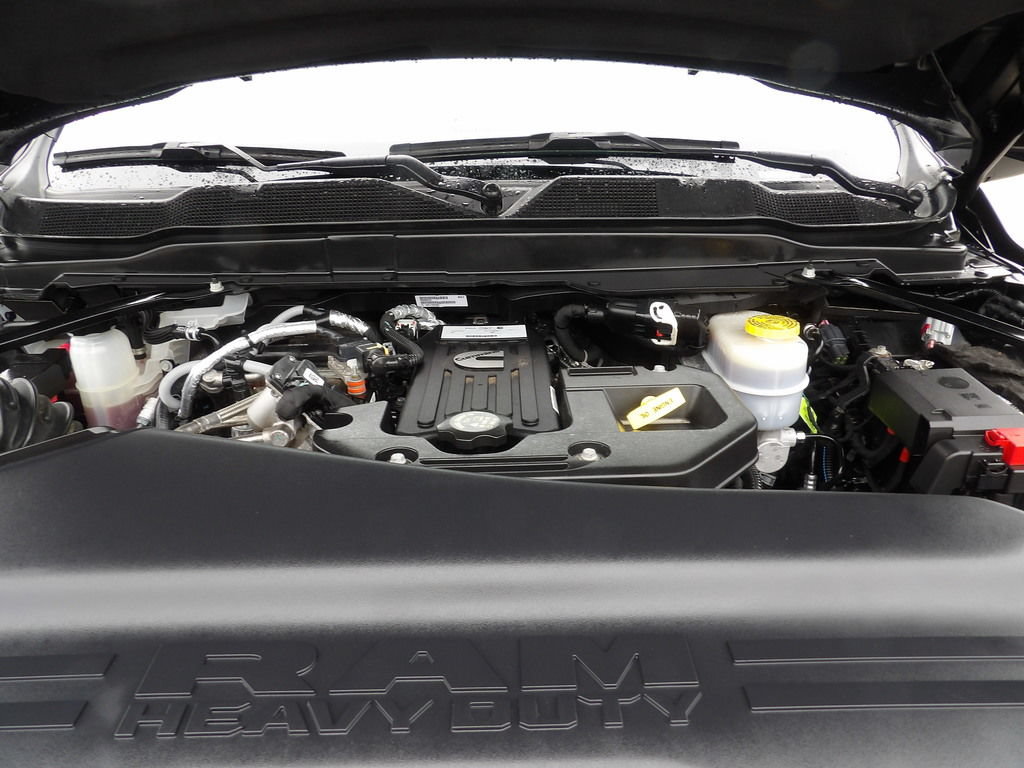 Used 2025 RAM 3500 Big Horn AWD/4WD image 44