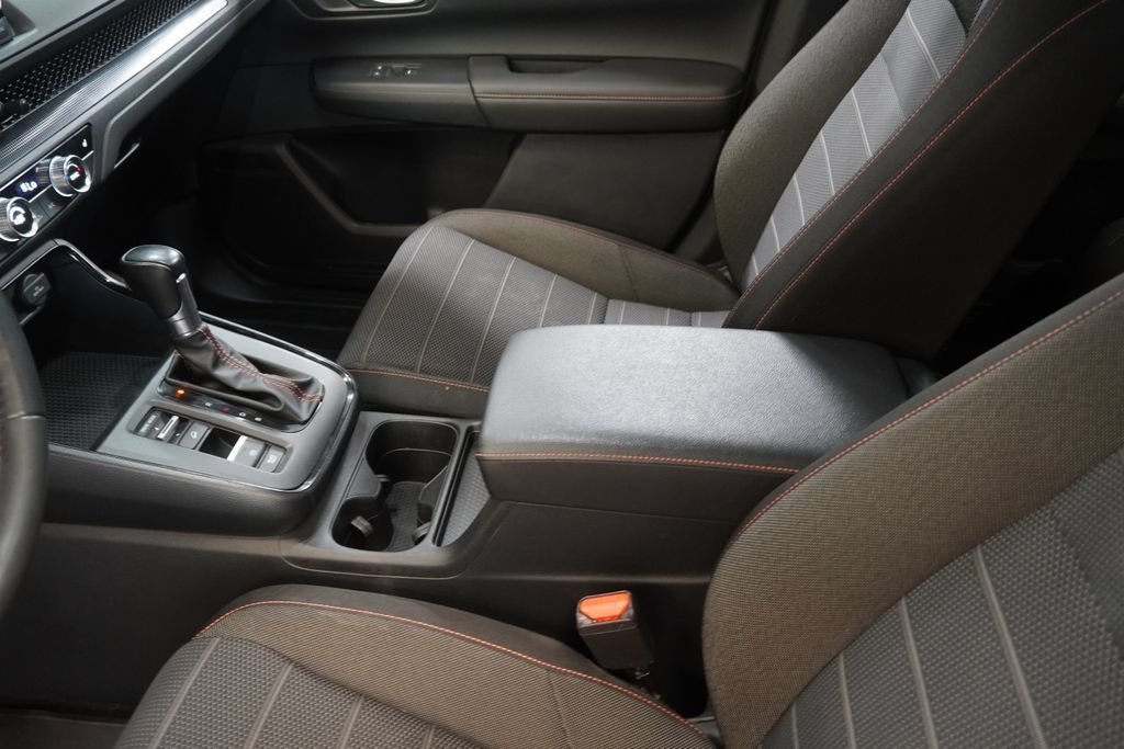Used 2024 Honda CR-V Sport image 8