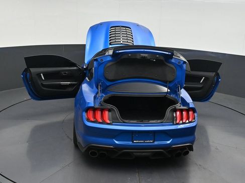 Used 2021 Ford Mustang Shelby GT500 w/ Technology Package RWD image 40