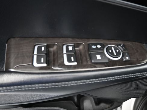 Used 2017 Kia Sorento LX w/ LX Convenience Package FWD image 14