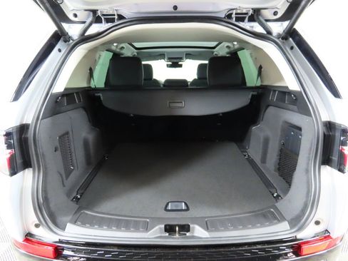 Certified 2024 Land Rover Discovery Sport S image 29