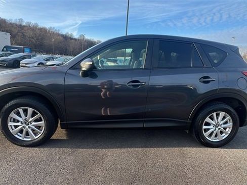 Used 2016 MAZDA CX-5 Touring image 2