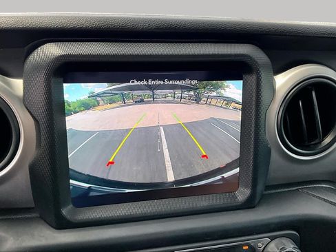 Used 2021 Jeep Wrangler Sport AWD/4WD image 27