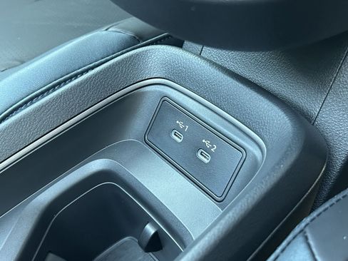 New 2026 Nissan Leaf SV+ w/ Floor Mat Package (SV+) FWD image 29