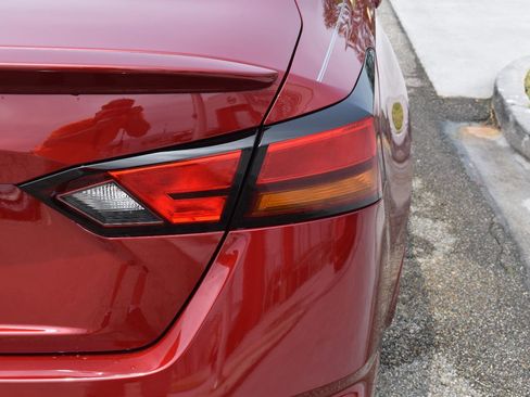 Certified 2026 Nissan Altima 2.5 SV w/ SV Special Edition Package FWD image 8