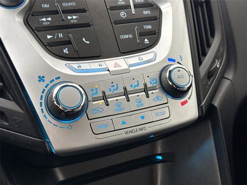 Used 2013 Chevrolet Equinox LT w/ Driver Convenience Package image 21
